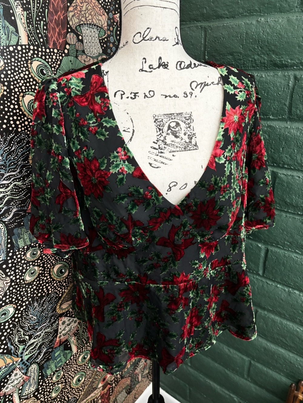 ModCloth Lined Velvet Holiday Top